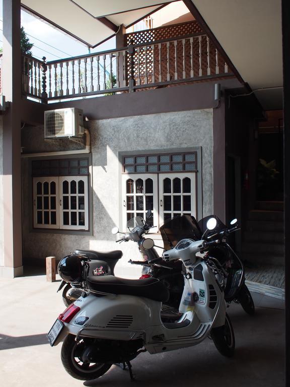 Chommuang Guest House Phra Nakhon Si Ayutthaya Luaran gambar